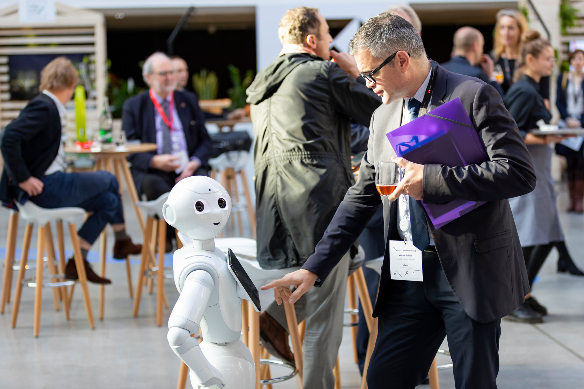 MCI_HSBC_071119_215xf MCI_HSBC_071119_215xf