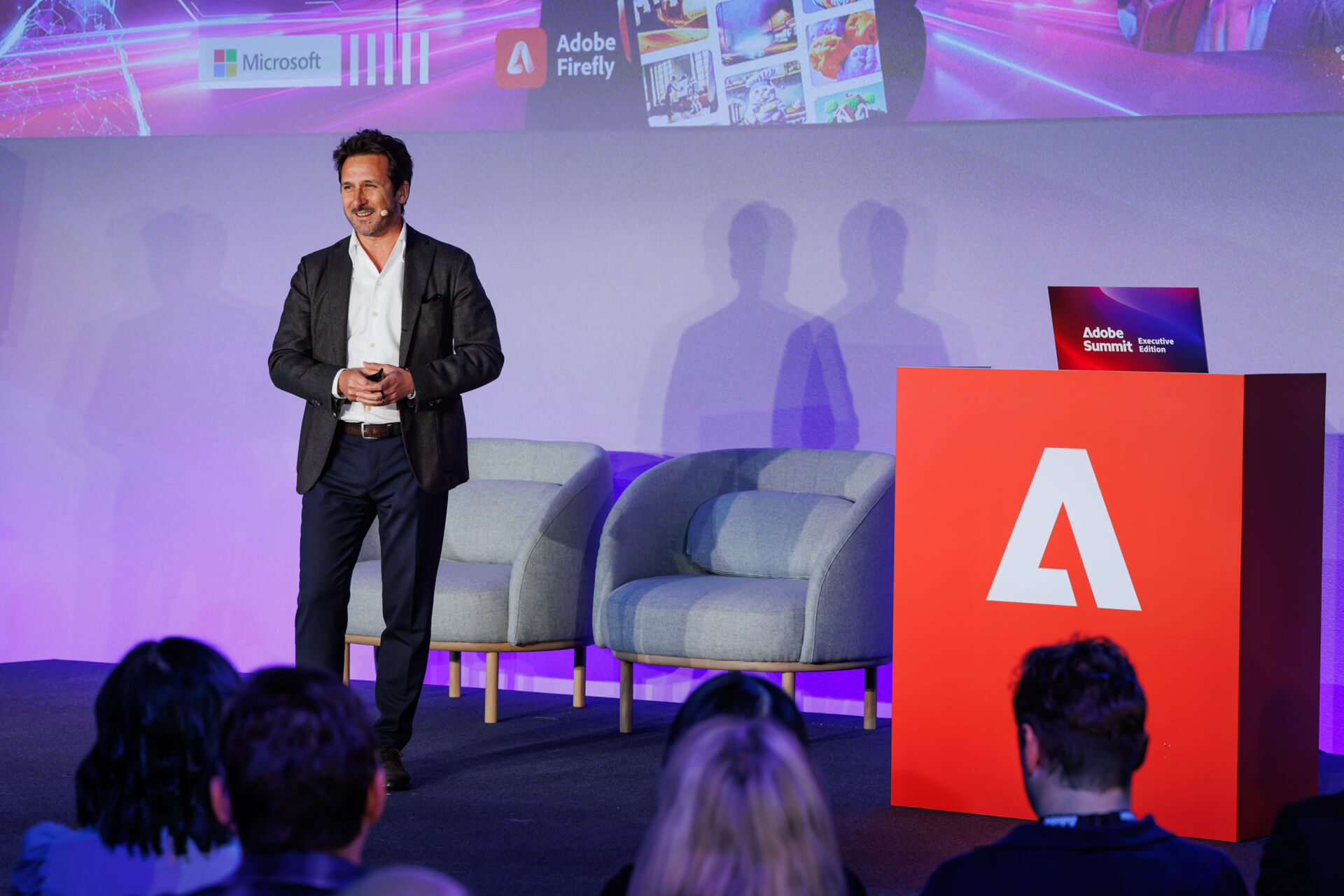 368alistair_veryard_photography_adobe_frameless_2024_B92A1713-CR3 368alistair_veryard_photography_adobe_frameless_2024_B92A1713-CR3