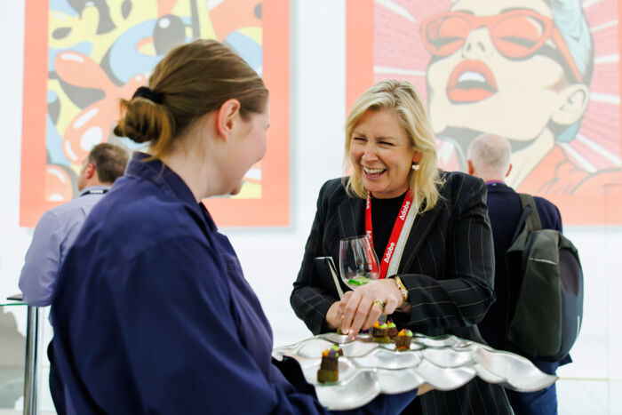 432alistair_veryard_photography_adobe_frameless_2024_253A8220-CR3 432alistair_veryard_photography_adobe_frameless_2024_253A8220-CR3