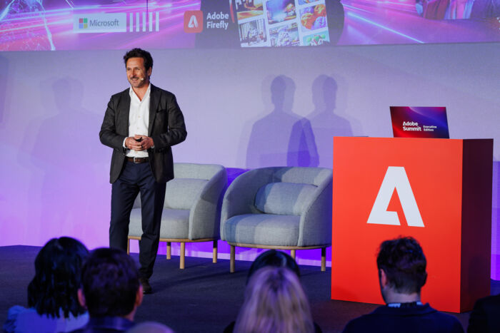 368alistair_veryard_photography_adobe_frameless_2024_B92A1713-CR3 368alistair_veryard_photography_adobe_frameless_2024_B92A1713-CR3