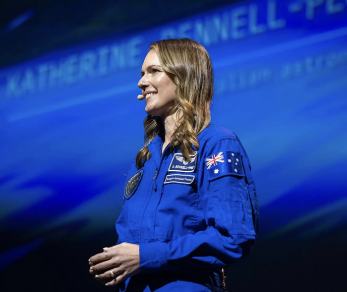 International Astronautical Congress 4 International Astronautical Congress 4